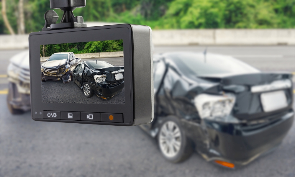 Pravni okvir dozvoljava ličnu upotrebu auto kamera, ali ne i kršenje privatnosti